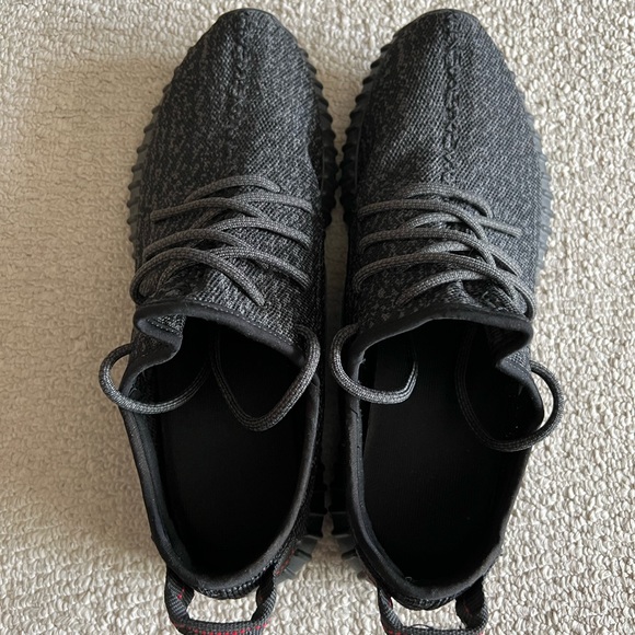 Adidas Yeezy Boost 350 V1 Pirate Black. - Picture 2 of 5